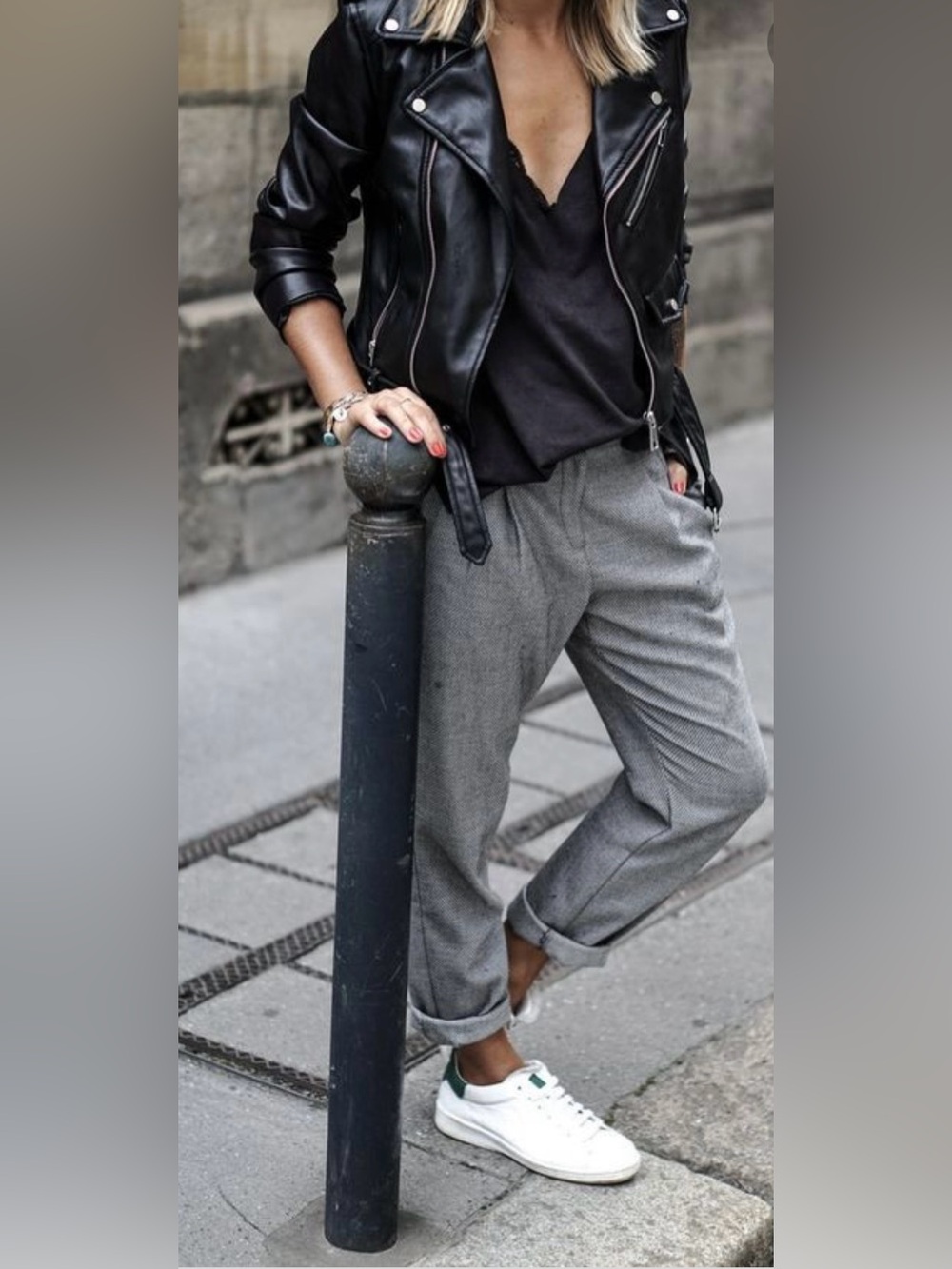Zara Gray Pleated Tapered Dress Pants sz L